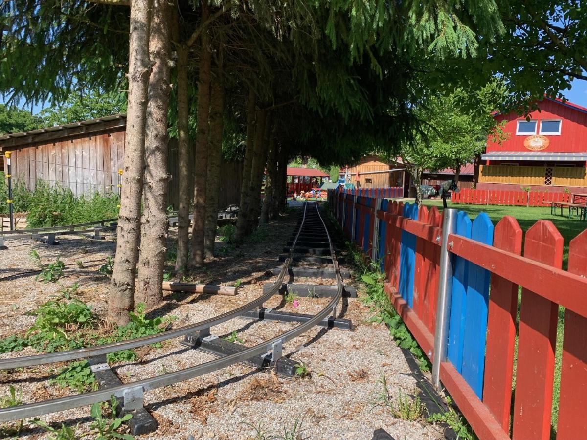 Ferienhaus Spielburg Altötting Esterno foto
